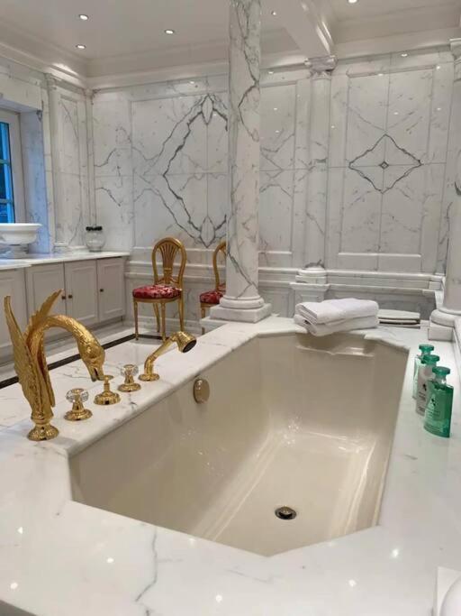 Villa Heckenfels バート・ホンネフ・アム・ライン エクステリア 写真