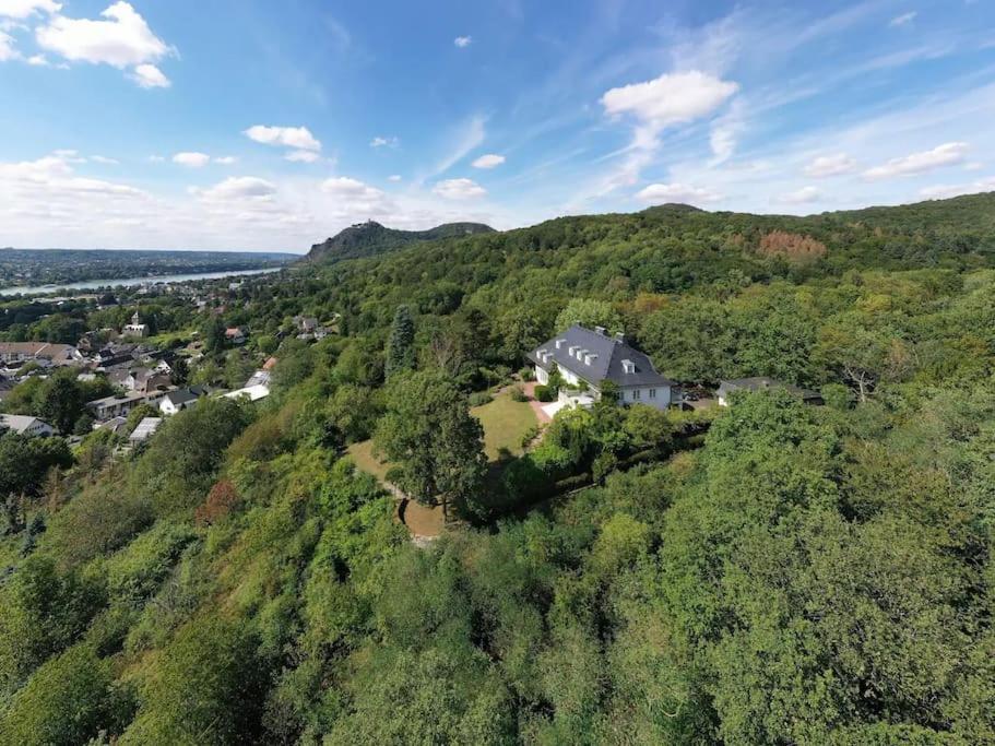 Villa Heckenfels バート・ホンネフ・アム・ライン エクステリア 写真